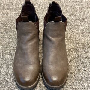 Sun and Stone Chelsea Boot